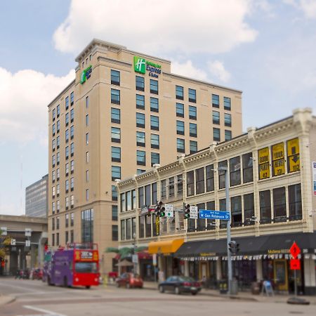 Holiday Inn Express & Suites Pittsburgh North Shore, An Ihg Hotel Exterior photo